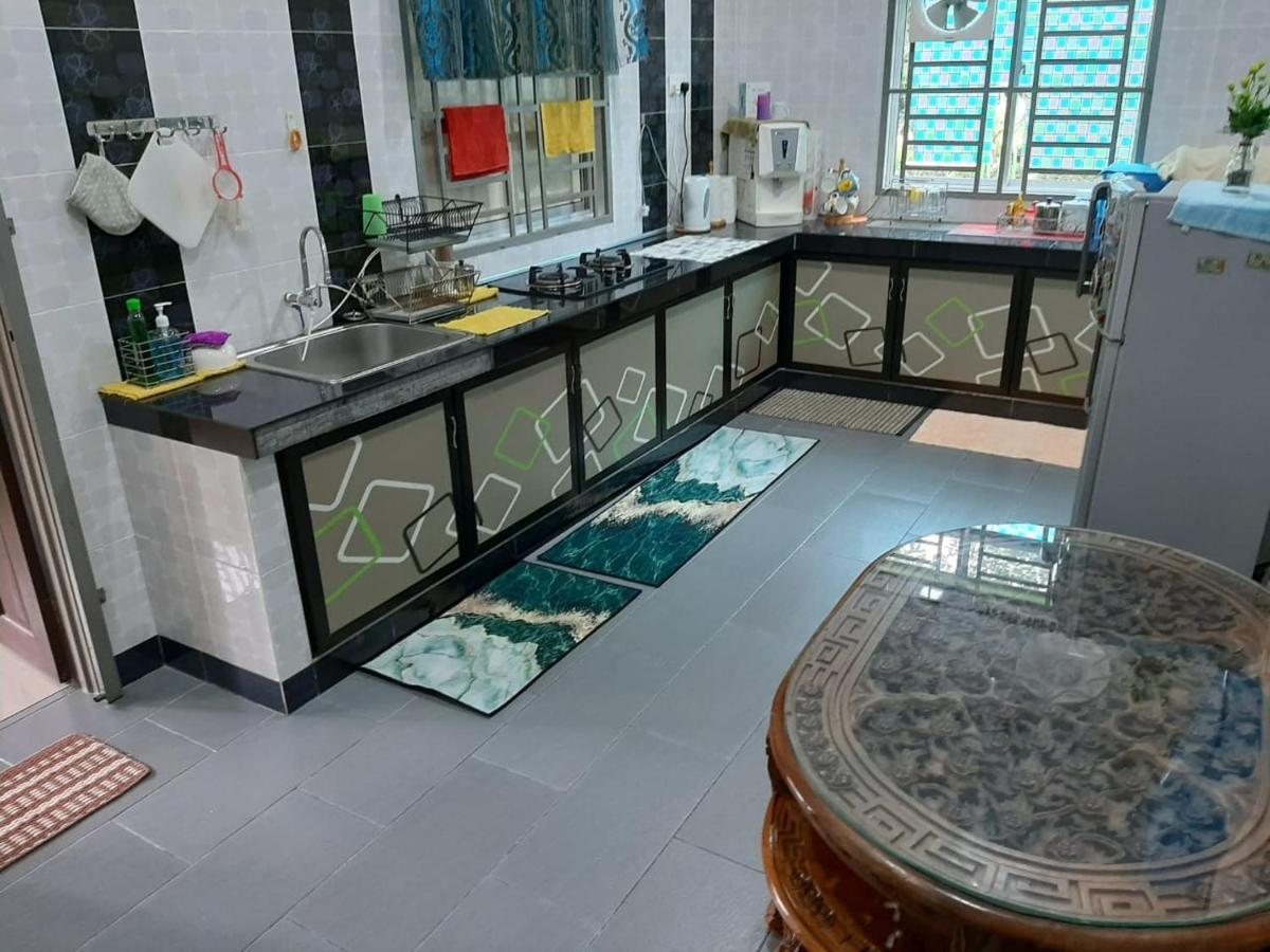Twin Castle Homestay Kuala Pilah Exterior foto